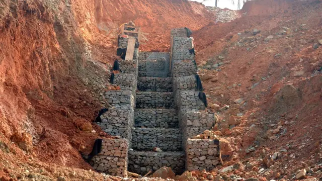 Obras da drenagem pluvial profunda da avenida Tocantins AVANÇA.