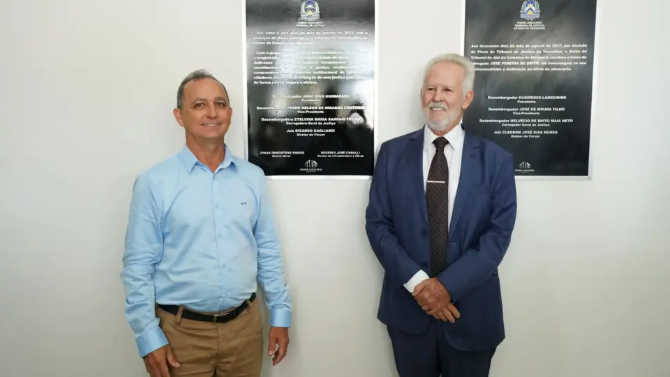 Ao lado do presidente do Tribunal de Justiça do Tocantins, desembargador João Rigo Guimarães, Prefeito Carlinho da Nacional participou da entrega, nesta quinta-feira (26/1), da reforma e ampliação do prédio da comarca de Miranorte.